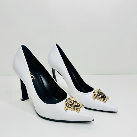 Versace Vitello IT 40/ US 10 Pumps White Leather Medusa Logo Heeled NIB $1050 - Picture 1 of 10